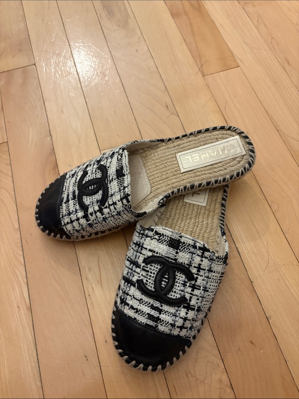 Authentic CHANEL Black & White Tweed Espadrille Slides with code